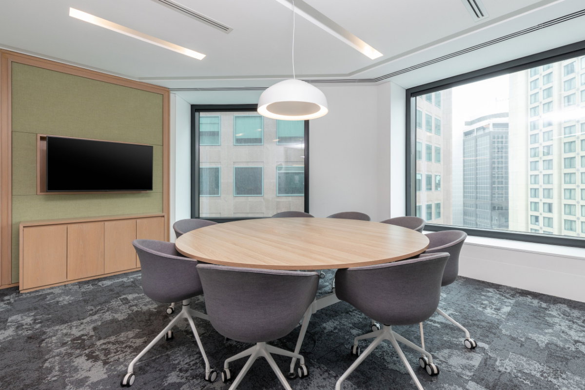 รูป พื้นที่สำนักงานส่วนตัวสำหรับ 2 คนที่  Regus Kingbridge Tower - รูปที่ 4/5