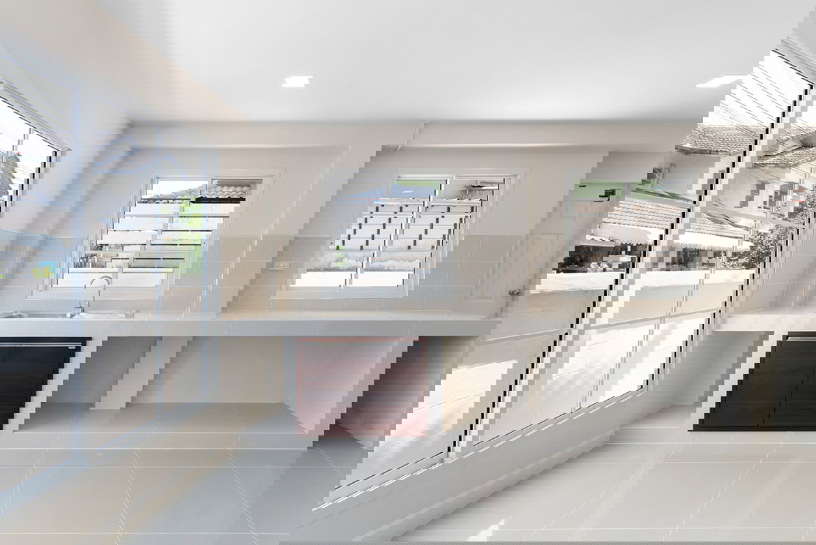 รูป ทาวน์โฮม 3 ชั้นตกแต่งใหม่ เศรณี ดอนเมือง-สรงประภา แปลงมุม พร้อมอยู่ ต้นโครงการ - รูปที่ 8/15