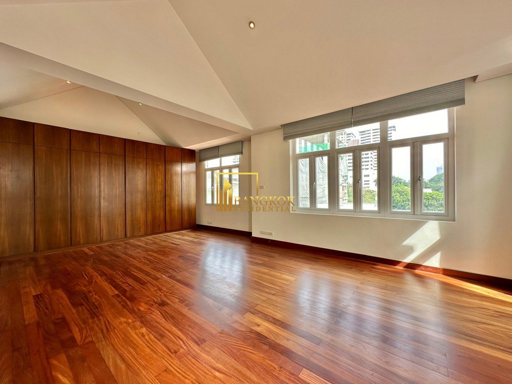 picture Beautiful 4 Bedroom Luxury House With Private Pool - BR28092SH - 40/47