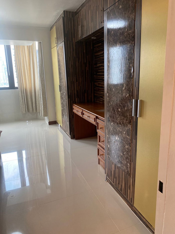 รูป 🔥Omni Tower ห้องกว้าง 67 ตร.ม. เพียง 23,000 บาท ใกล้ BTS นานา - รูปที่ 2/13