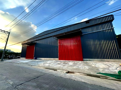 เช่าโรงงาน ลาดพร้าว 107 : HR3375ให้เช่าโกดัง/คลังสินค้า 300 ตารางเมตร ภาพใหม่ พร้อมเข้าอยู่ ทำเลดี ซอยโพธิ์แก้ว 3 เชื่อมต่อนวมินทร์ - ลาดพร้าว - ประดิษฐ์มนูธรรม