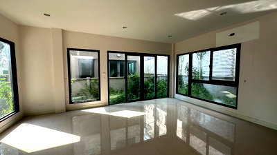 บ้านแฝด กรุงเทพมหานคร : ขาย บ้านกลางเมือง ดิ อิดิชั่น บางนา-วงแหวน