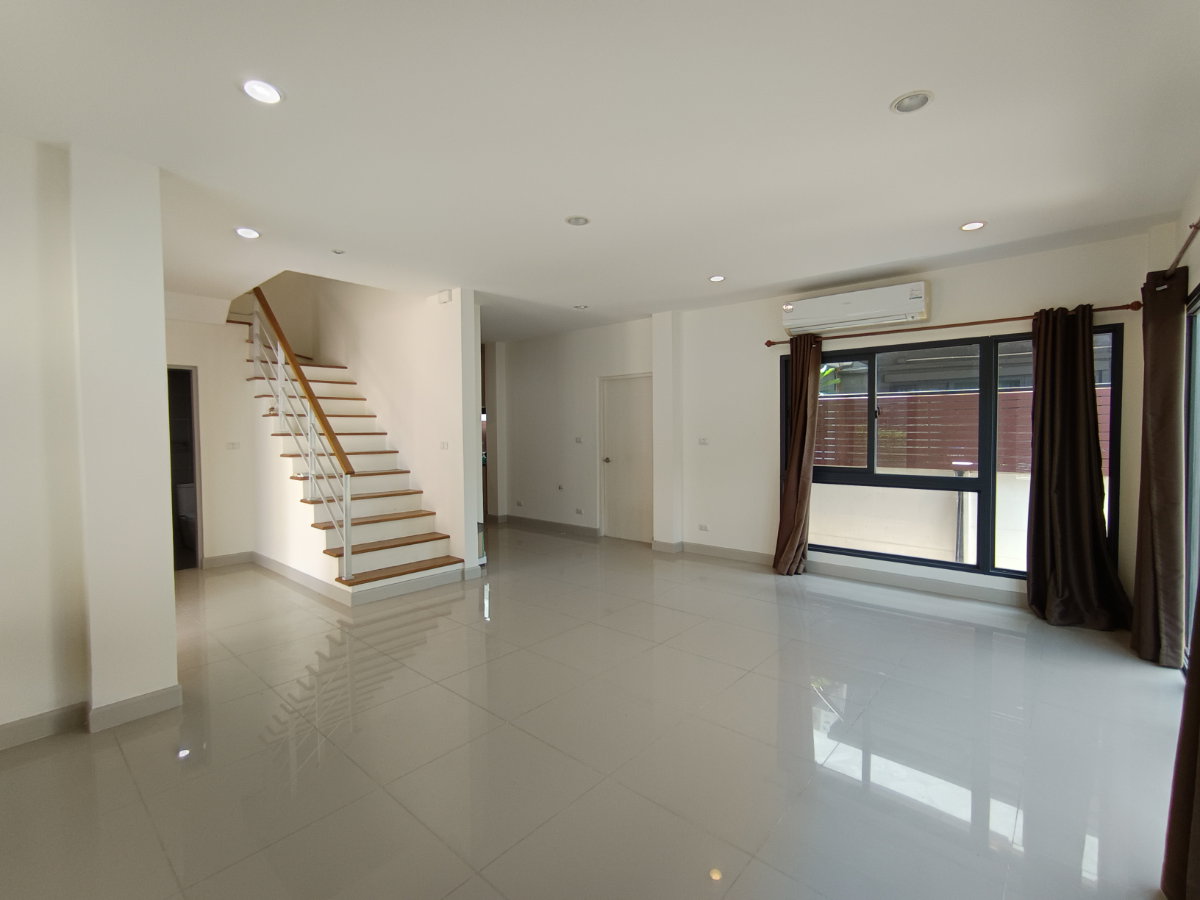 รูป 🏡 ขายบ้านแฝด 3 ชั้น บ้านกลางเมือง The Edition พระราม 9-พัฒนาการ💰 ราคาเพียง 6.99 ล้านบาท - รูปที่ 9/36