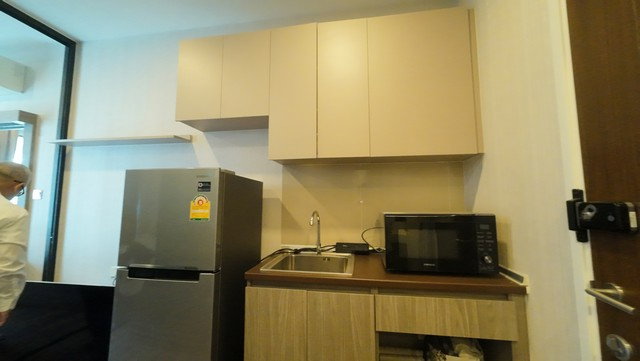 รูป บราวน์คอนโด รัชดา32 ฝั่งสระ วิวสวย ราคาดี - รูปที่ 7/24