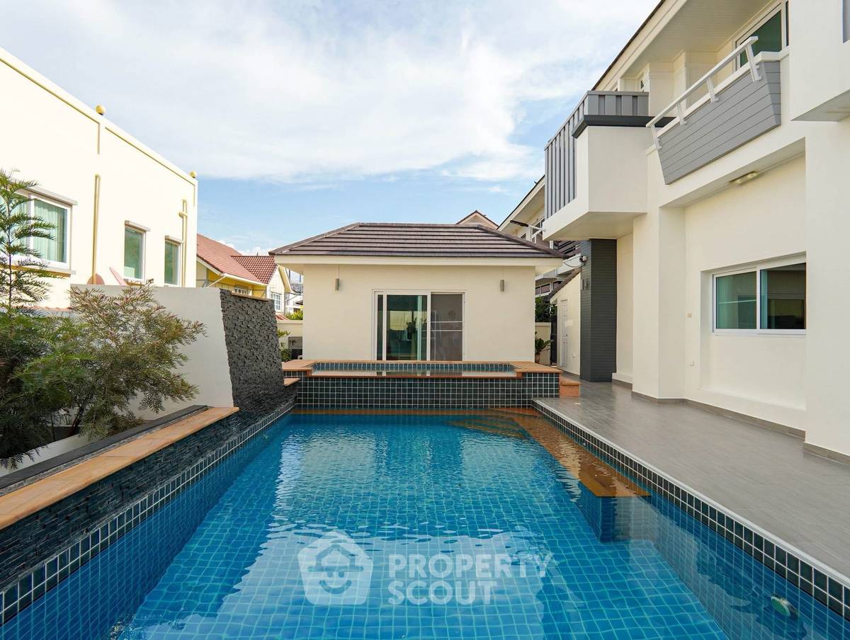 รูป บ้าน 5-ห้องนอน ที่ เซ็นทรัล ปาร์ค ฮิลล์ไซด์ ใกล้ พัทยาตะวันออก (ID 2791679) - รูปที่ 1/16