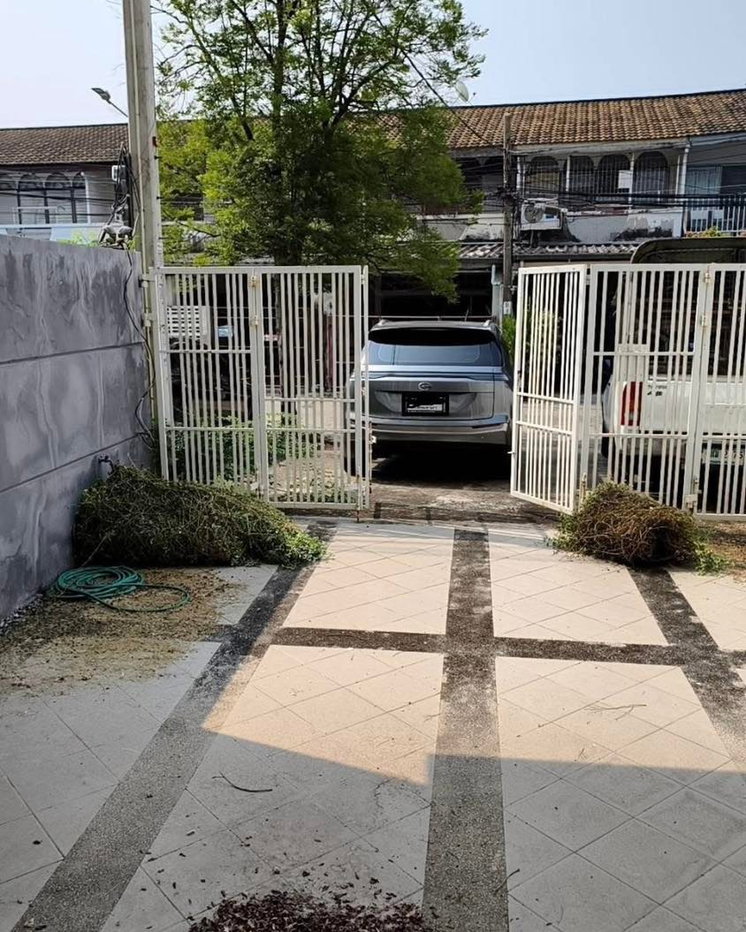 รูป [ให้เช่า] โฮมออฟฟิศ 4 ชั้น หลังมุม📍ซอยติวานนท์ 25 ใกล้ กระทรวงพาณิชย์ 🚇MRT สถานีสถานบินน้ำ (สายสีชมพู) - รูปที่ 9/9