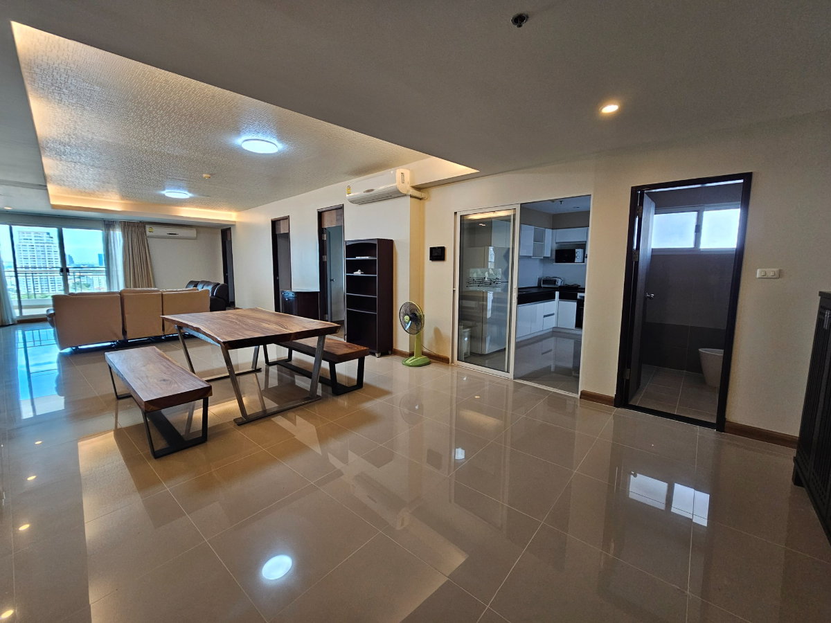 รูป ST502/เช่าคอนโดหรูริมน้ำ 3 ห้องนอน Space ใหญ่เหมือนอยู่บ้านที่ Supalai River Resort - รูปที่ 2/6