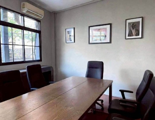 รูป ให้เช่าอาคารพาณิชย์ 2 คูหา 3 ชั้น เพดานสูง 3.5 เมตร ทำเลทอง ติด MRT พหลโยธิน ตรงข้าม Union Mall / เข้าซอย 20 เมตร / ทำเลดีที่สุด - รูปที่ 5/8