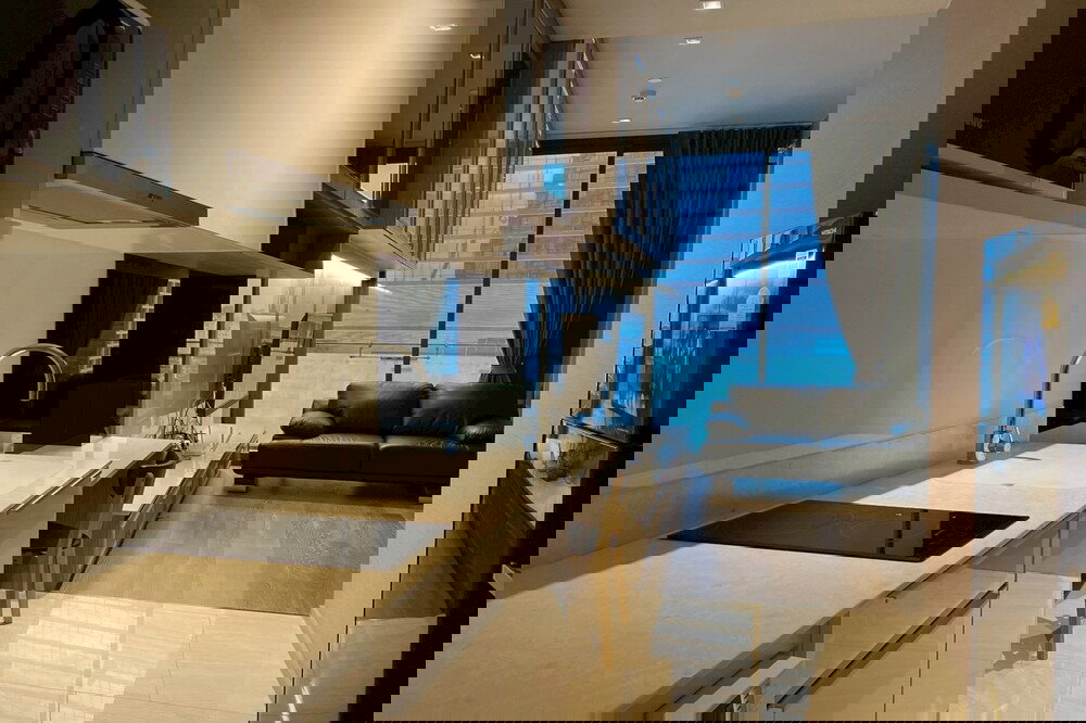 รูป 🔥 เช่าด่วน !! Ashton Silom, 1 ห้องนอน, 1 ห้องน้ำ, วิวเมือง, ชั้นสูง 13++, ห้องมุม !!🔥Code C20221202834 แต่งครบ, พร้อมเข้าอยู่📣📣 - รูปที่ 2/6