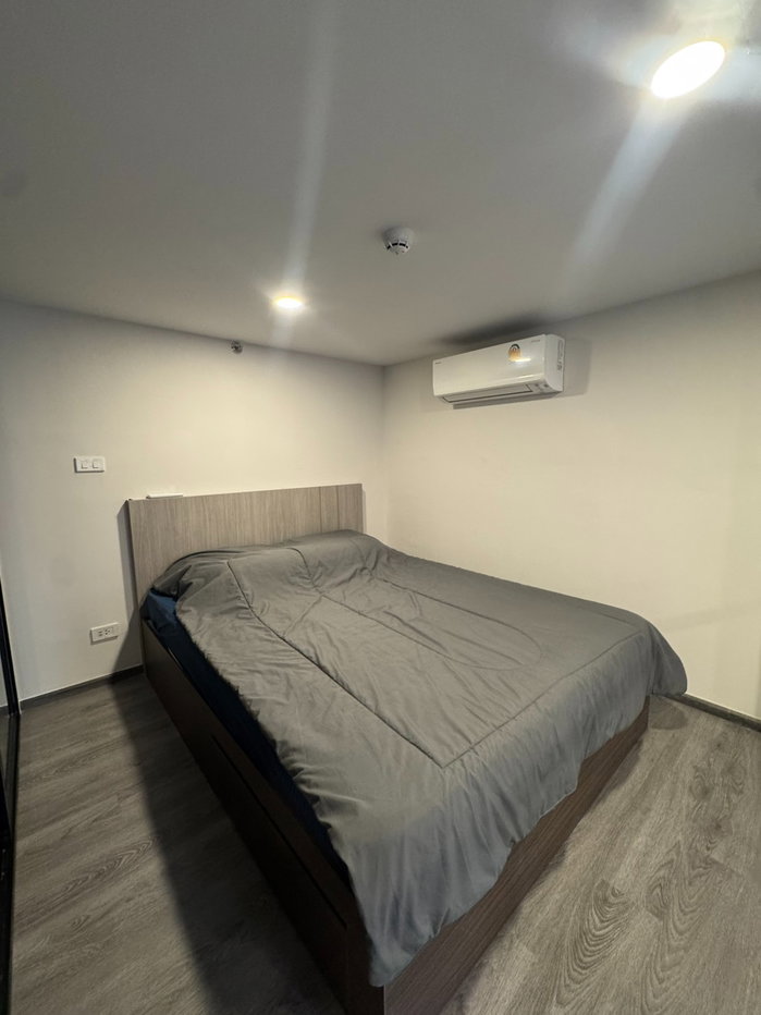 picture 🏙️📍 Spacious room...high ceilings! Space near MRT Bang Kapi that meets your lifestyle needs. - 2/9