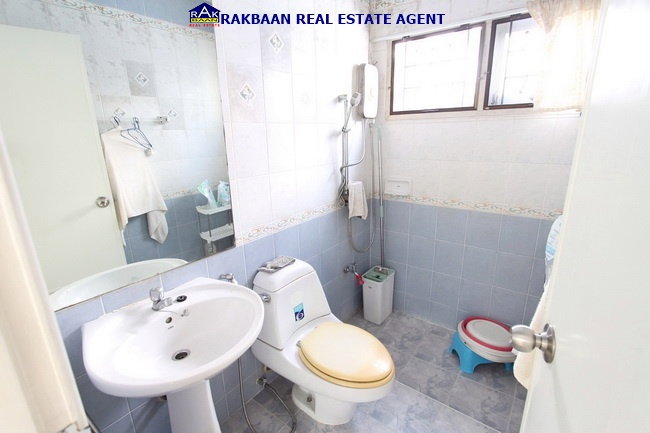 รูป ขายบ้านลำลูกกาคลอง6 บ้านฟ้าปิยรมย์ 52ตร.ว. 3นอน 2ห้องน้ำ 1ครัว แถมแอร์,ปั๊มน้ำ,แท็งค์น้ำ,ผ้าม่าน,มุ้งลวด,เหล็กดัด 3.55ล้านเท่านั้น - รูปที่ 16/27