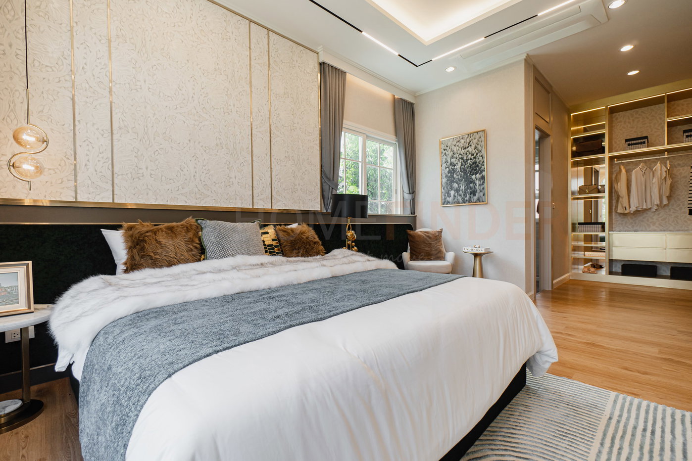 รูป Grandio Bangna km.5 4 bedrooms, for sale - รูปที่ 2/45