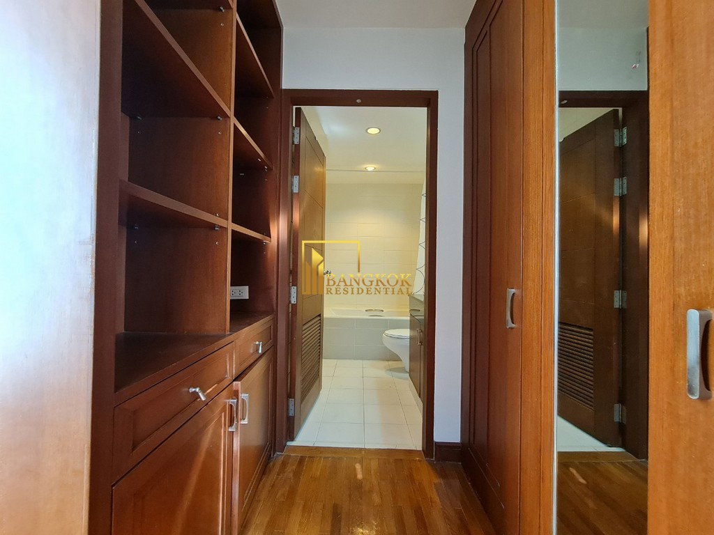 รูป Spacious 3 Bedroom Apartment Near Phrom Phong Shopping District - BR0680AP - รูปที่ 16/30