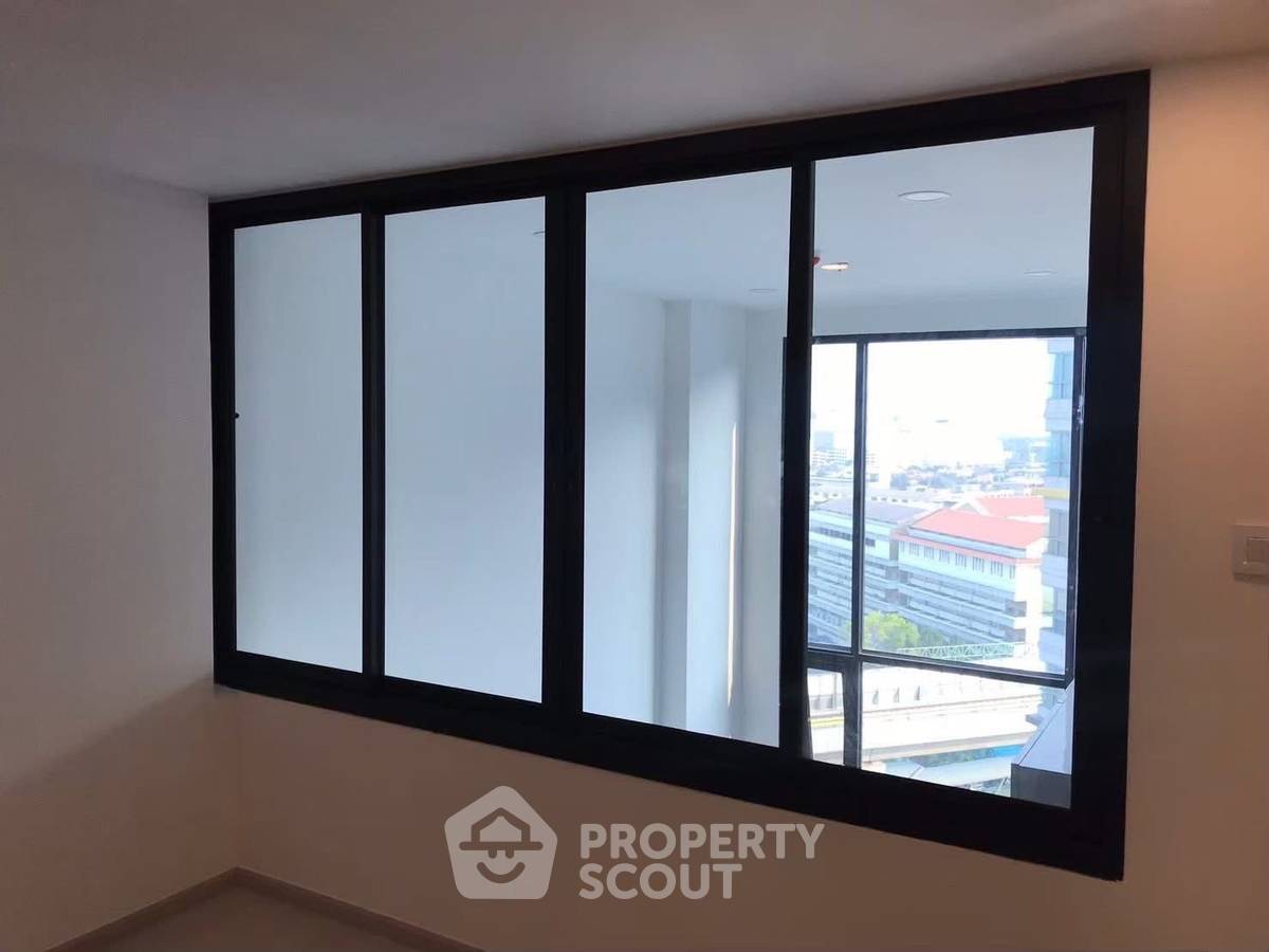 picture 1-BR Condo at Knightsbridge Phaholyothin Interchange in Anusawari (ID 2793858) - 7/8