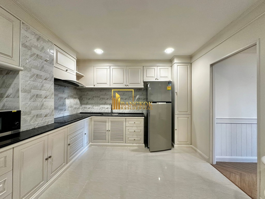 รูป Spacious 3 Bedroom Apartment For Rent in Phrom Phong - BR21114AP - รูปที่ 10/37