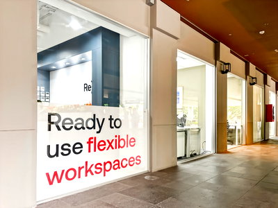 เช่าสำนักงาน นิคมปิ่นทอง : พื้นที่สำนักงานส่วนตัวสำหรับ 2 คนที่  Regus J-Park Nihon Mura