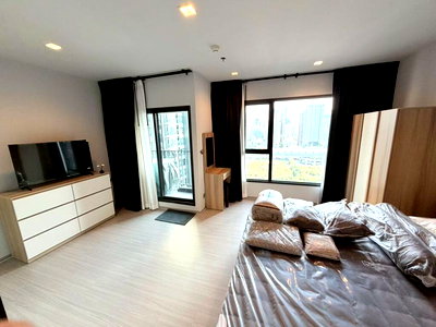 คอนโดให้เช่า : ให้เช่า ไลฟ์ อโศก-พระราม 9 เลขที่ 207/795 (ทิศใต้)