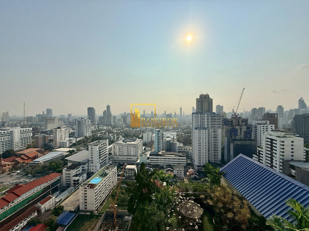 รูป Renovated 4 Bedroom Duplex Penthouse For Rent in Asoke Area - BR0355AP - รูปที่ 6/58
