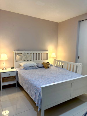Condos for sale 700 Year Sports Arena Chiang Mai : The Nimmana Condo at Nimman Rd. Special price for sale only 3.5 million 