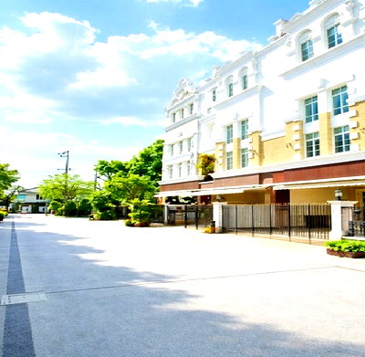 เช่าทาวน์โฮม ตลาดสามย่าน แกลง : อ่อนนุช ใกล้BTSปุณณวิถี 1.47กม. โลตัส วชิรธรรม7 800ม. ทาวน์โฮมหรู 4 ชั้นฟังก์ชันครบ 3 นอน 4 น้ำ 20 ตร.ว. 240 ตร.ม. ตลาดอุดมสุข 1.6 กม