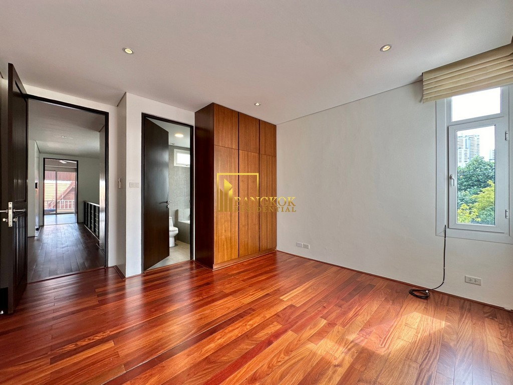 picture Beautiful 4 Bedroom Luxury House With Private Pool - BR28092SH - 28/47