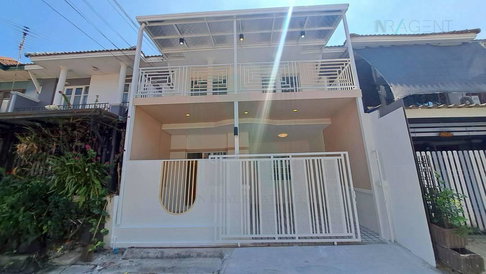 📌 ขายทาวน์เฮาส์ โครงการ บ้านบัวทอง 4 2 ชั้น 4 ห้องนอน 2 ห้องน้ำ