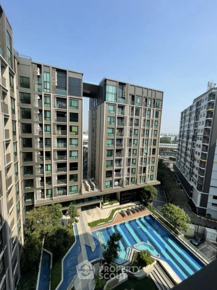 picture 1-BR Condo at Knightsbridge Phaholyothin Interchange in Anusawari (ID 2793638) - 8/10