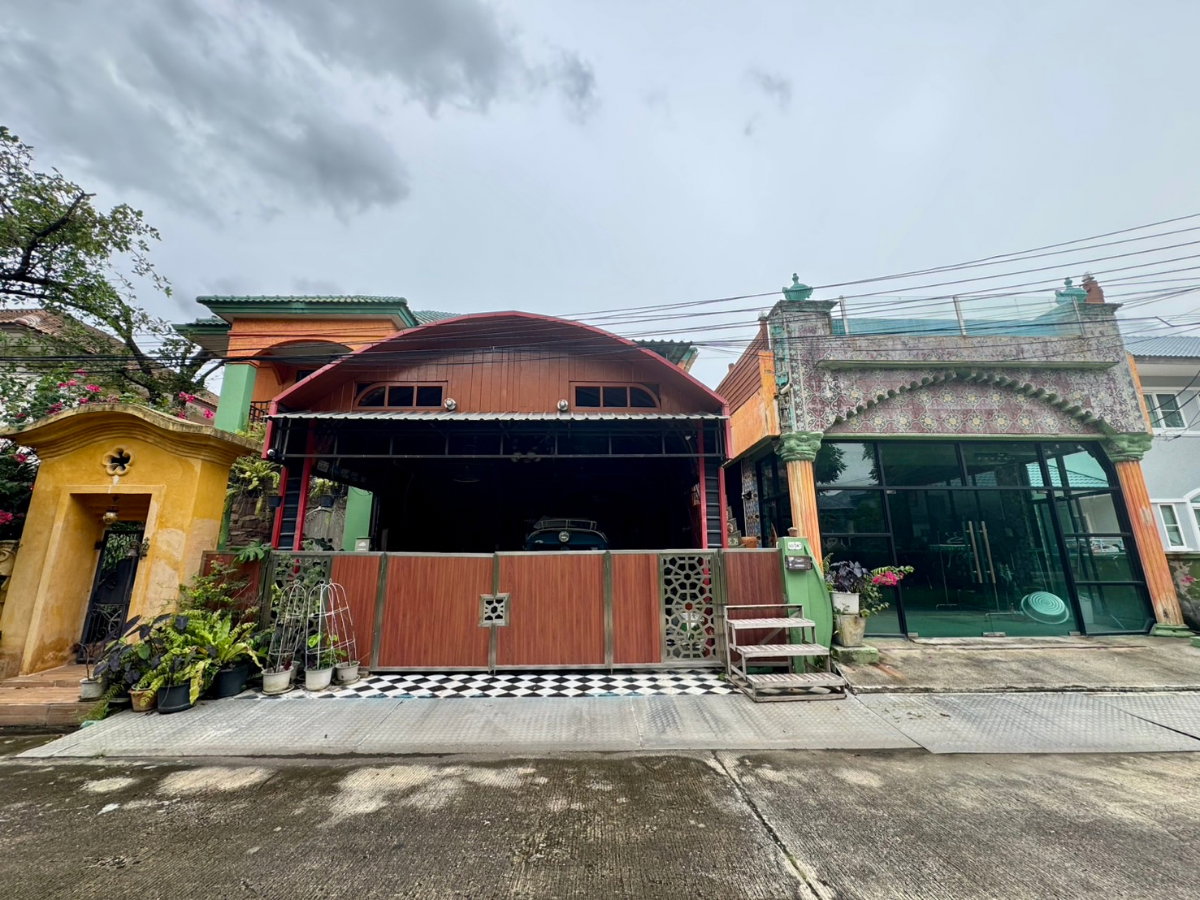 รูป ขายบ้านเดี่ยว หมู่บ้านลลิลกรีนวิลล์ อ่อนนุช-พระราม 9 เนื้อที่ 75 ตรว. 9.9 ล้าน - รูปที่ 1/7