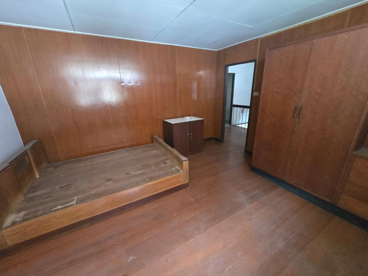 รูป ทาวน์เฮ้าส์รามคำแหง36 ขายบ้านทาวน์เฮาส์ 2 ชั้น ซ.รามคำแหง36(บูรพา) ใกล้รถไฟฟ้า สถานีหัวหมาก(สายสีส้ม) และ สถานีลำสาลี(สายสีเหลือง) - รูปที่ 7/11