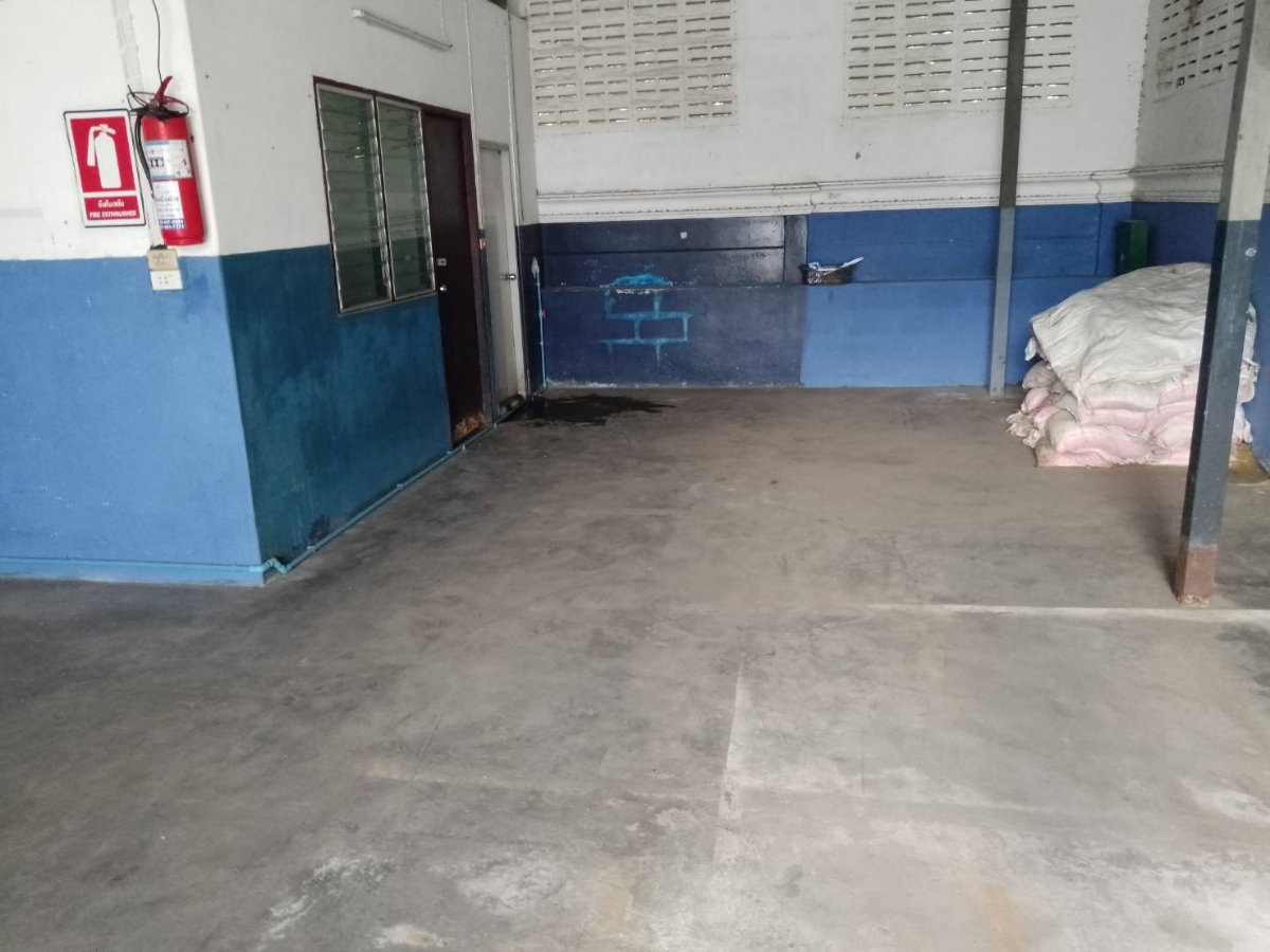 รูป โกดังให้เช่า ทำเลนนทบุรี ขนาดพื้นที่ใช้สอย ประมาณ 100 ตารางเมตร - รูปที่ 10/11