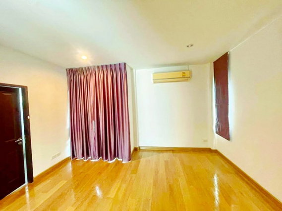 รูป เลียบทางรถไฟ บรมราชชนี ฉิมพลี 4 นอน 4 น้ำ ถ.ชักพระ ใกล้สน.ตลิ่งชัน 500 ม.71ตร.วา. 280 ตร.ม. บ้านเดี่ยว 2.5ชั้น ตลาดน้ำตลิ่งชัน 900ม. - รูปที่ 8/8