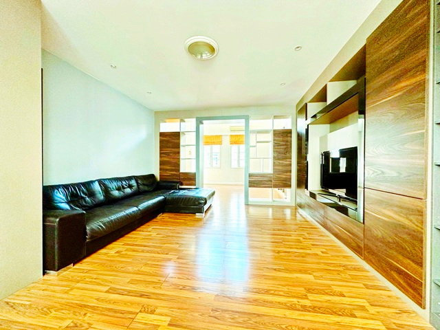 รูป อ่อนนุช ใกล้BTSปุณณวิถี 1.47กม. โลตัส วชิรธรรม7 800ม. ทาวน์โฮมหรู 4 ชั้นฟังก์ชันครบ 3 นอน 4 น้ำ 20 ตร.ว. 240 ตร.ม. ตลาดอุดมสุข 1.6 กม - รูปที่ 2/8