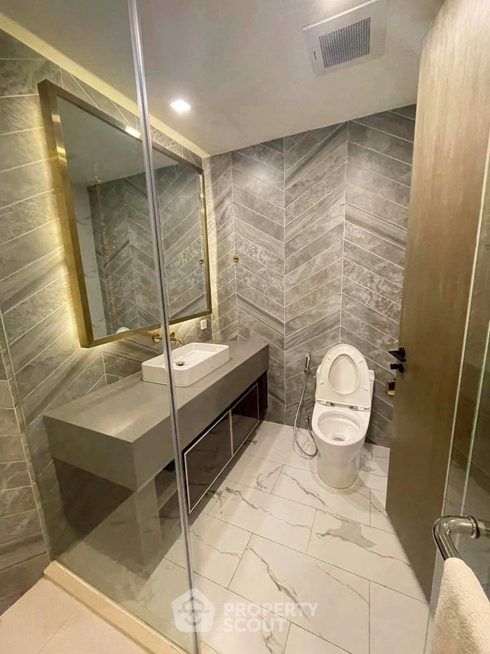รูป คอนโด 3-ห้องนอน ที่ มีลเลอร์ สุขุมวิท 40 ใกล้ BTS เอกมัย (ID 2791667) - รูปที่ 7/9