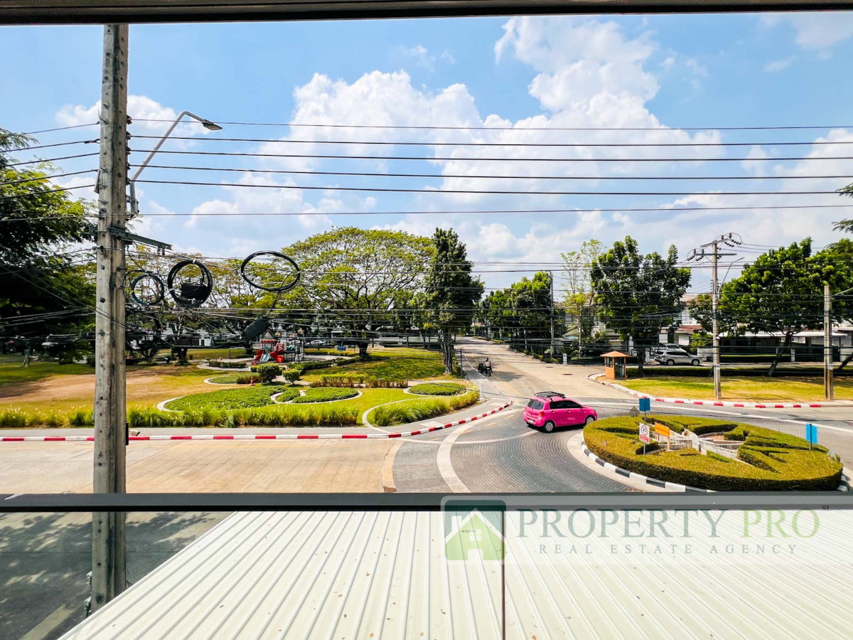 รูป ขาย บ้าน มัณฑนา รามอินทรา วงแหวน บ้านเดี่ยว 2 ชั้น 4 นอน 3 น้ำ ขนาด 71 ตรว 241 ตรม ใกล้คู้บอน ปัญญาอินทรา กาญจนาภิเษก แฟชั่นไอส์แลนด์ MRT : SL26S-006 - รูปที่ 11/19