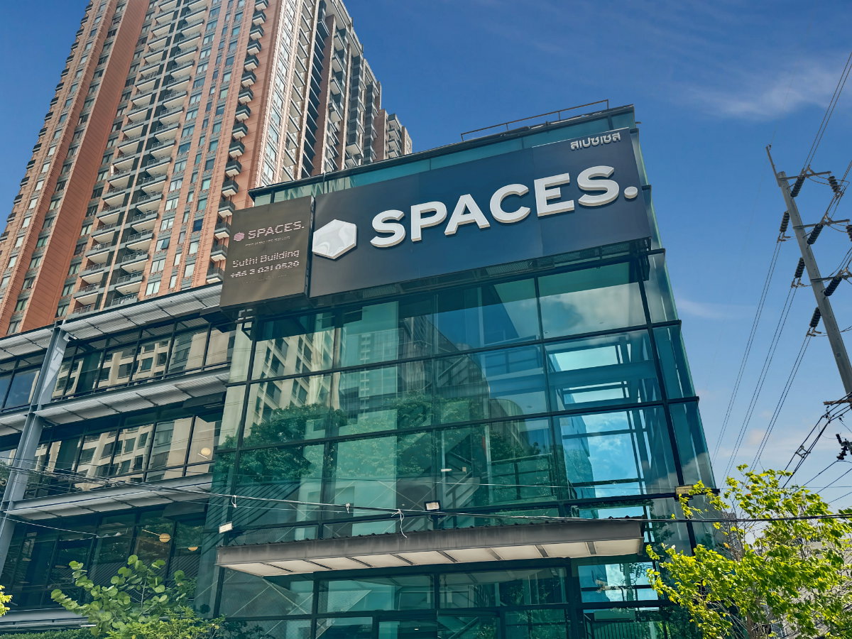 picture Tailor-made dream offices for 2 persons in Spaces Suthi Building - 1/6