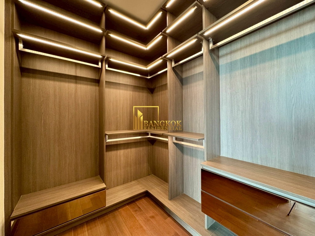 รูป Q Sukhumvit | Superb 3 Bedroom Luxury Condo Next to BTS - BR60504CD - รูปที่ 16/48