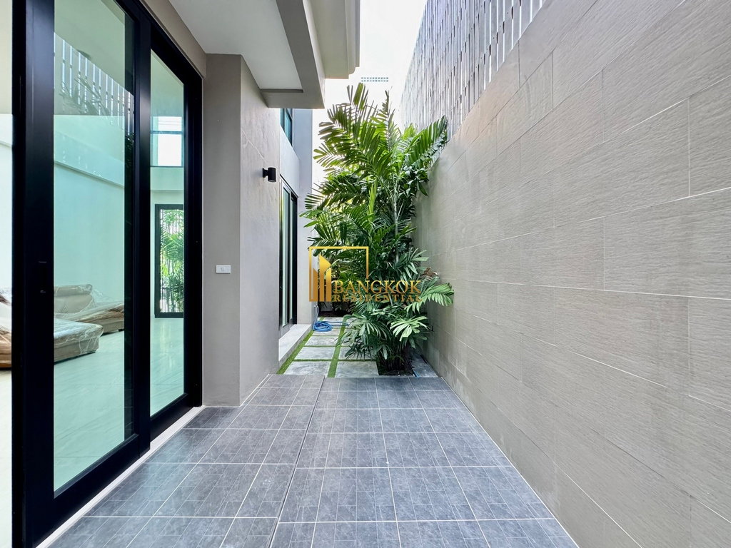 รูป The Legend Sathorn | Luxurious 5 Bed House in Sathorn Area - BR49024TH - รูปที่ 54/58