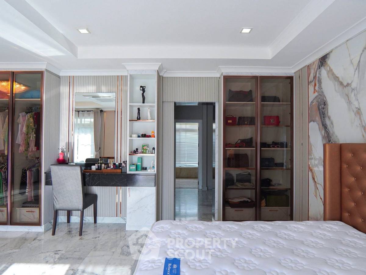 รูป บ้าน 5-ห้องนอน ที่ เซ็นทรัล ปาร์ค ฮิลล์ไซด์ ใกล้ พัทยาตะวันออก (ID 2791679) - รูปที่ 12/16