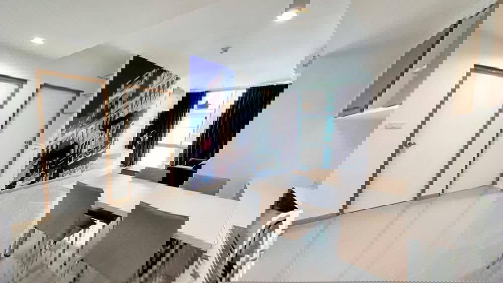 picture Code: 26KJ1728 for rent The IRIS Rama 9 - Srinakarin 🔥🔥 Line ID: @kjcondo (with @)🔥🔥 - 3/9