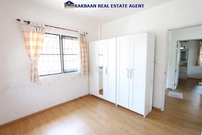 รูป ขายบ้านลำลูกกาคลอง6 บ้านฟ้าปิยรมย์ 52ตร.ว. 3นอน 2ห้องน้ำ 1ครัว แถมแอร์,ปั๊มน้ำ,แท็งค์น้ำ,ผ้าม่าน,มุ้งลวด,เหล็กดัด 3.55ล้านเท่านั้น - รูปที่ 21/27