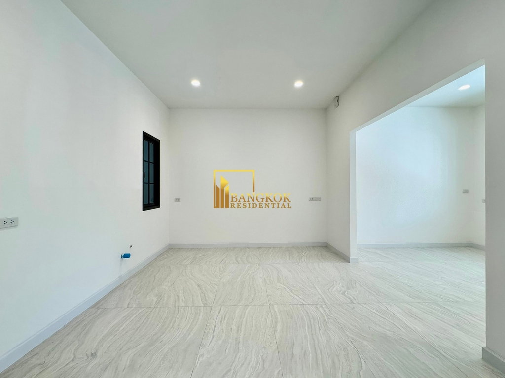 รูป The Legend Sathorn | Luxurious 5 Bed House in Sathorn Area - BR49024TH - รูปที่ 10/58