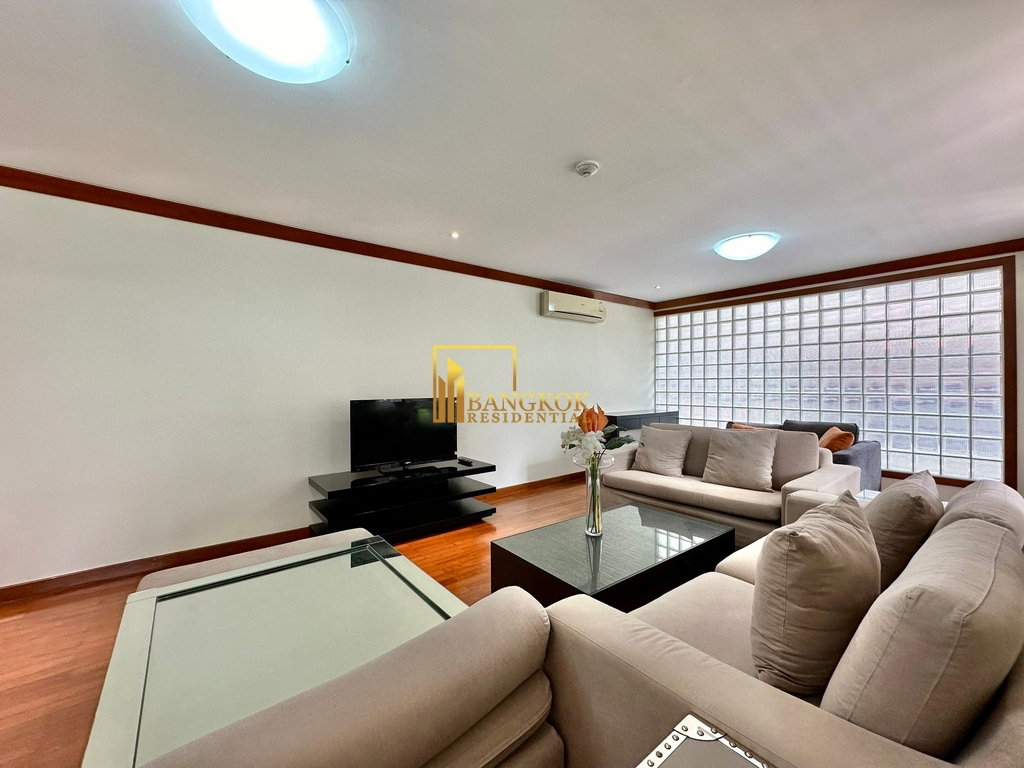 รูป Large 3 Bedroom Apartment in Convenient Location - BR0271AP - รูปที่ 4/40