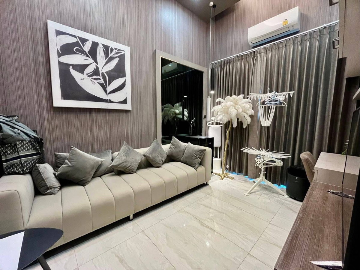 รูป ให้เช่า บ้านหรูระดับไฮเอนด์ "The Britt Chiangmai"  พื้นที่ใช้สอย 280 ตร.ม. 5 นาทีถึงเซ็ลทรัสเฟส - รูปที่ 2/18