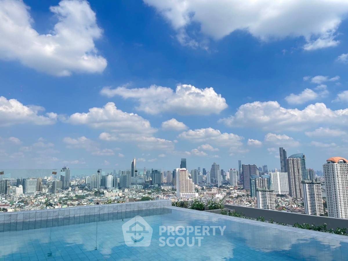 รูป คอนโด 1-ห้องนอน ที่ ณ รีวา เจริญนคร ใกล้ BTS โพธิ์นิมิตร (ID 2792463) - รูปที่ 18/19