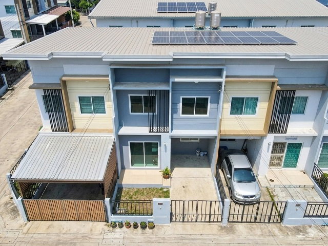 รูป ทาวน์โฮม 2 ชั้นฟังก์ชัน 4 นอน 2 น้ำ ใกล้ รร.สารสาสน์วิเทศ บางบัวทอง 900 ม คลองบางไผ่ บางบัวทอง ลำโพ - รูปที่ 1/8