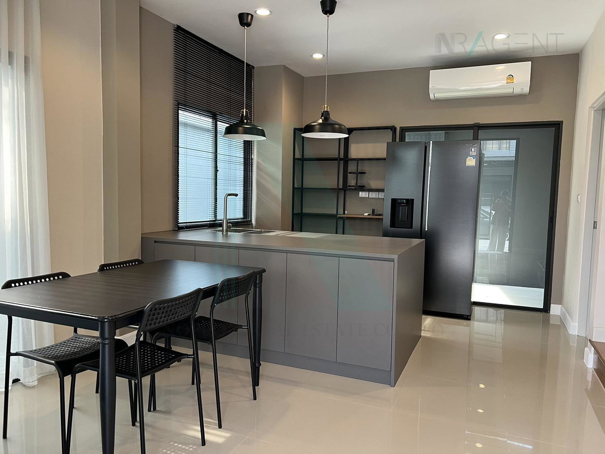 รูป 📌 ให้เช่าทาวน์เฮาส์ 2 ชั้น เวิร์ฟ พระราม 9 2 ห้องนอน 2 ห้องน้ำ - รูปที่ 2/8