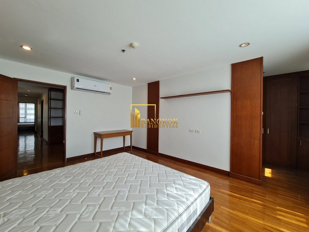 รูป Spacious 3 Bedroom Apartment Near Phrom Phong Shopping District - BR0680AP - รูปที่ 15/30
