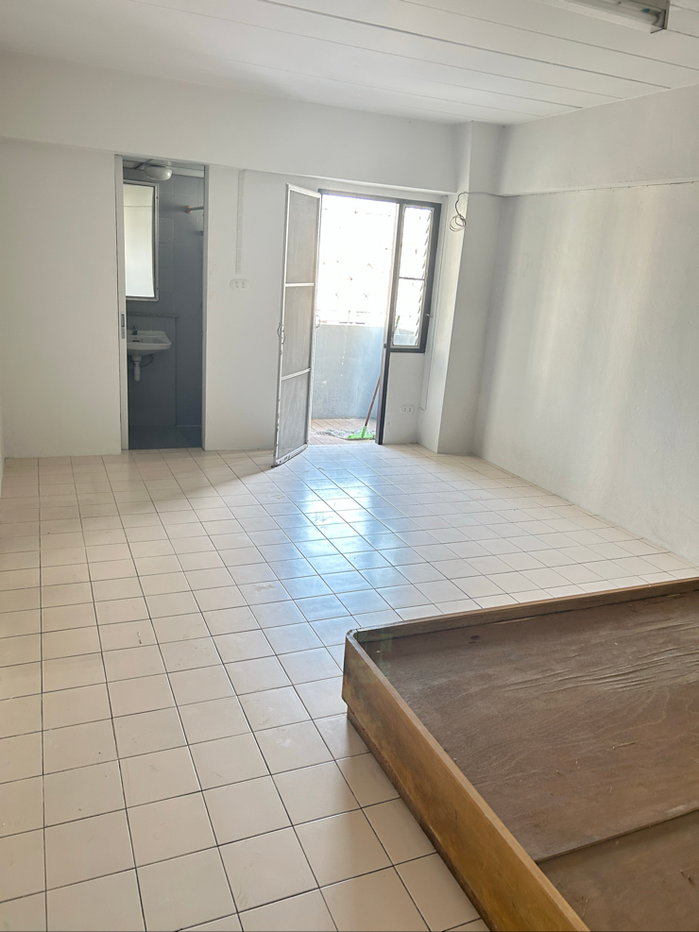 รูป ขายคอนโดถนอมมิตร ราคาถูก ทำเลดี ใกล้แหล่งชุมชน - รูปที่ 8/13