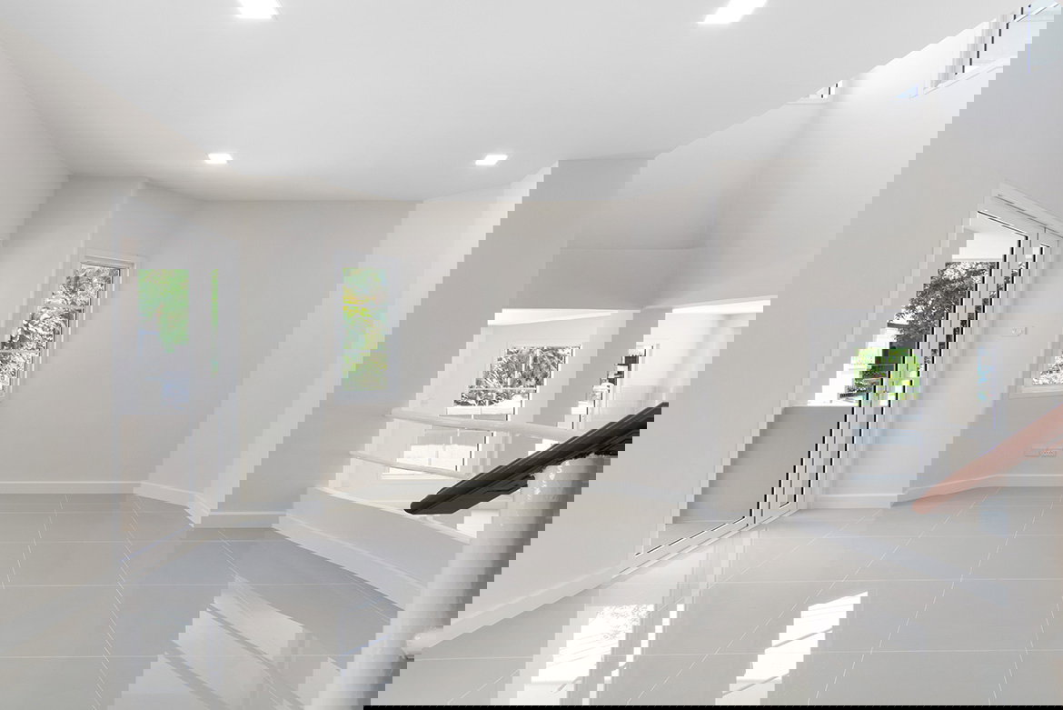 รูป ทาวน์โฮม 3 ชั้นตกแต่งใหม่ เศรณี ดอนเมือง-สรงประภา แปลงมุม พร้อมอยู่ ต้นโครงการ - รูปที่ 6/15