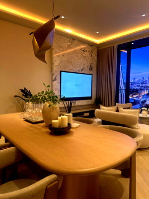 ขายคอนโด : Exclusive Freehold Pet-Friendly Condo for Sale Asok | STILL Sukhumvit 20 | Near BTS Asok & Phrom Phong | 57.4 MB-LTH14849